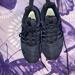 PUMA Men's Axelion Perf Running Shoe. Size:7